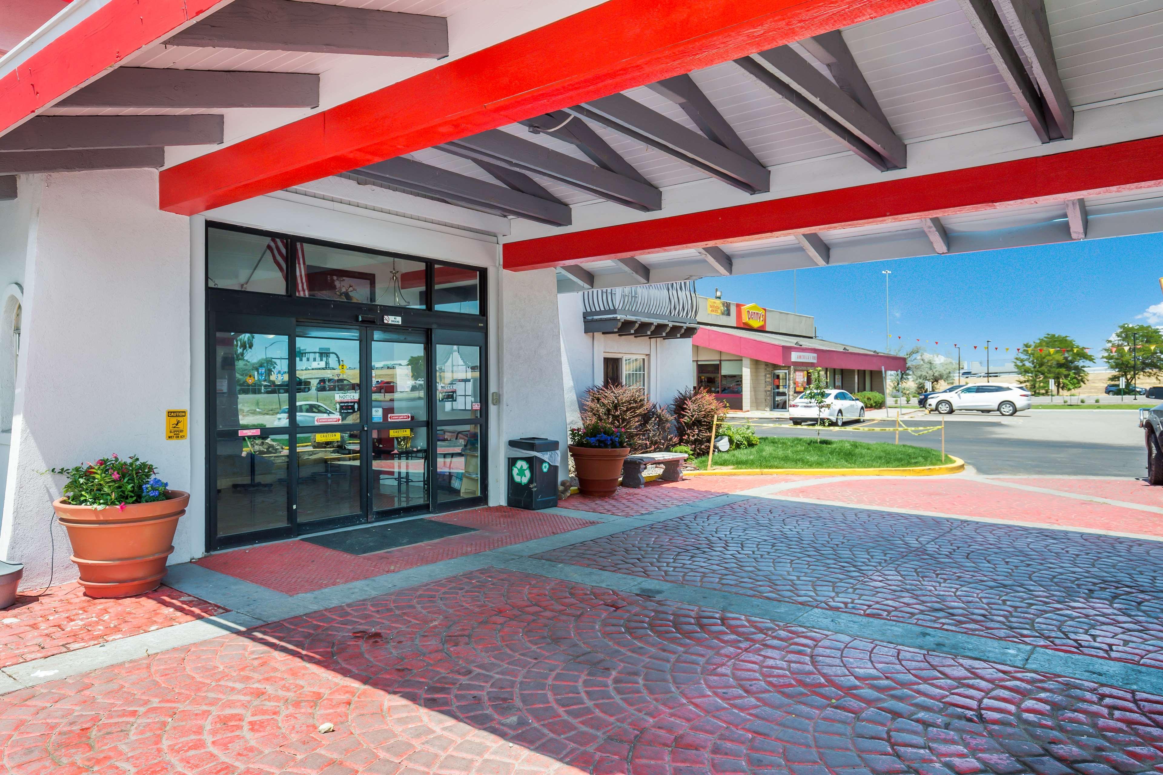 Americas Best Value Inn Denver Exterior photo